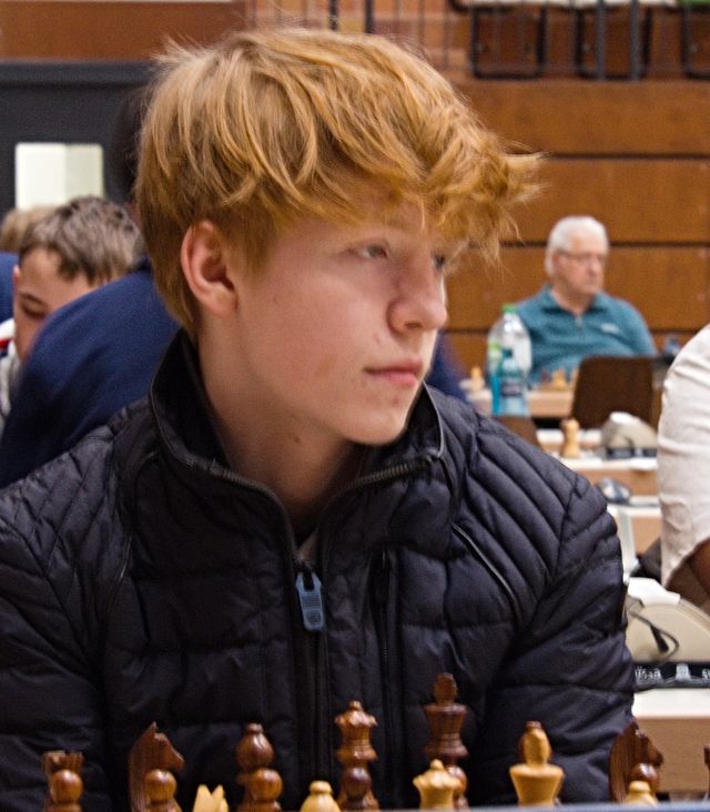 por/0014.jpg<br>TlnNr: 14<br>Name: Laux,Dominik